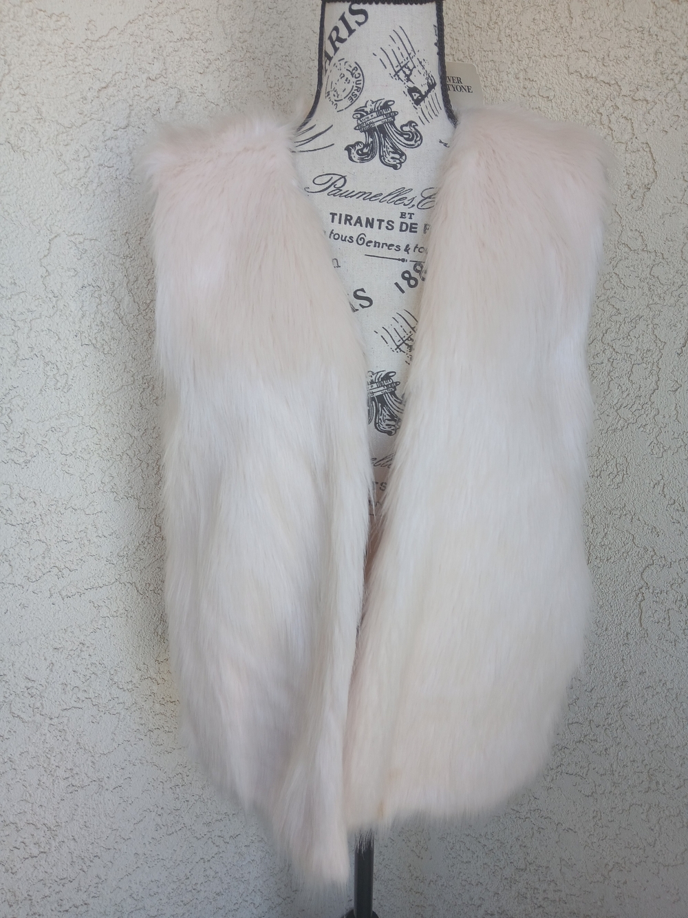 Forever 21 Pale Blush Faux Fur Vest